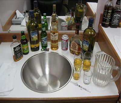 The Neurobiological Mechanism of Chemical Aversion (Emetic) Therapy for Alcohol Use Disorder: An fMRI Study